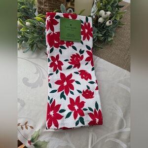 Kate Spade Red Floral Towels,set Of Two